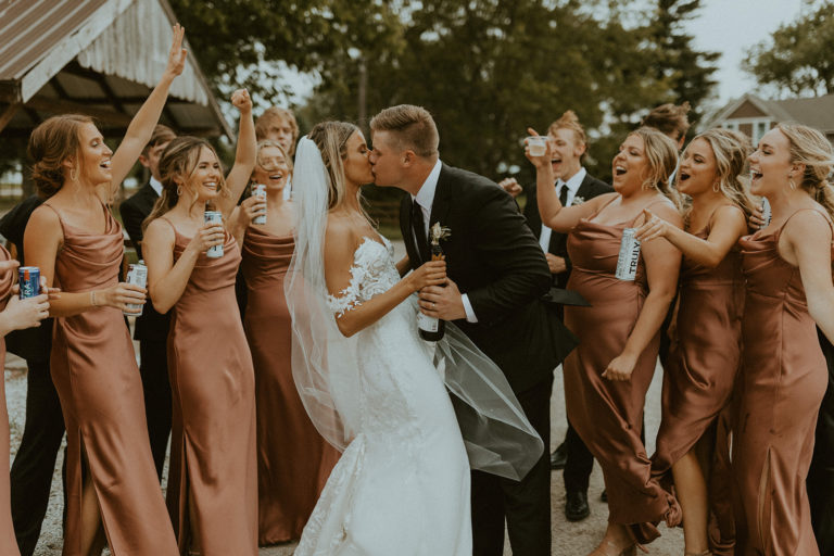 19 Non Traditional Wedding Ideas To Make Your Wedding Day Uniquely   Featured 19 Non Traditional Wedding Ideas For A Unique Wedding Mckenna 1 768x512 