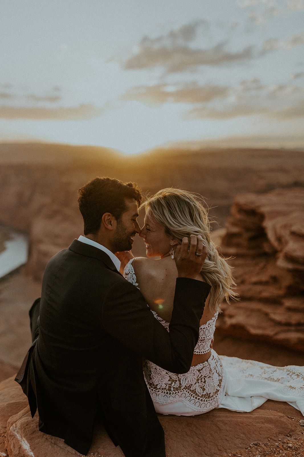 Arizona Destination Wedding: Ultimate Planning Guide. Couple leaning in for a kiss during golden hour.